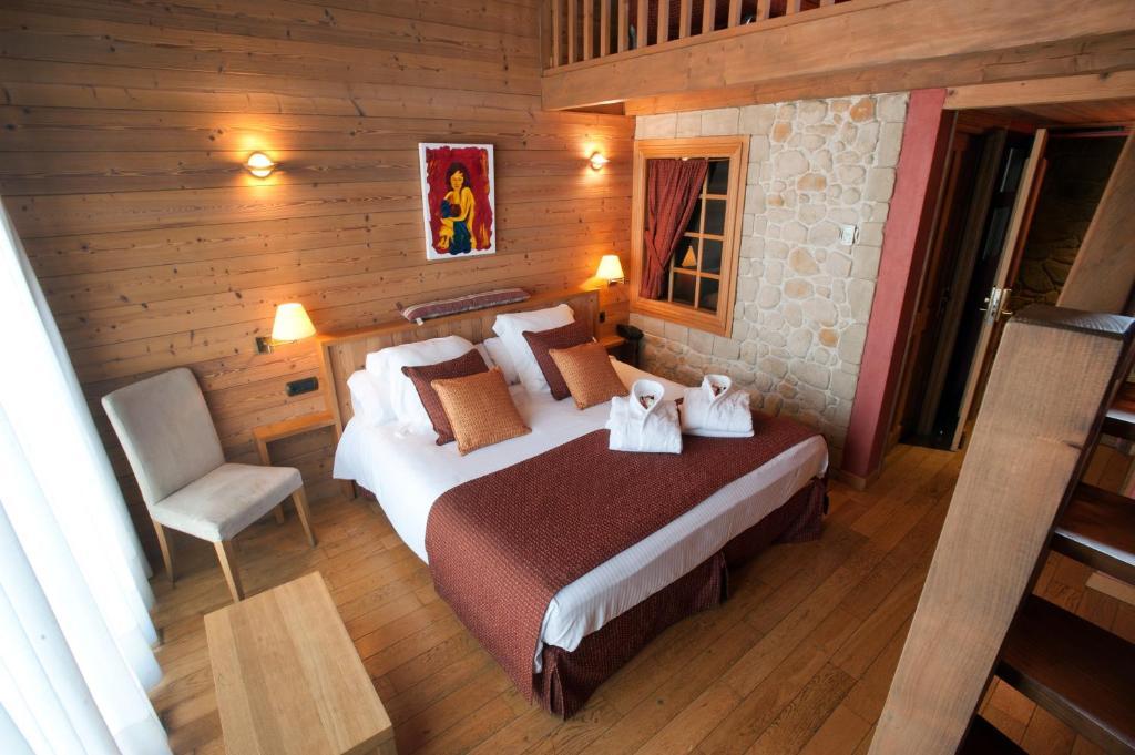 Hotel La Placa Гарригелья Экстерьер фото