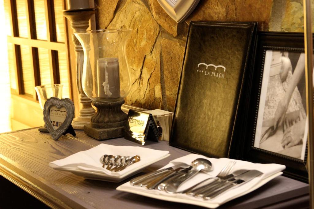 Hotel La Placa Гарригелья Экстерьер фото